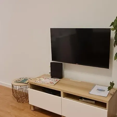 Victoria Studio *