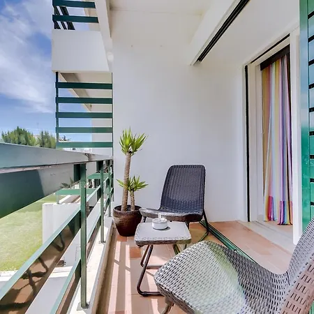 Victoria Studio Apartment